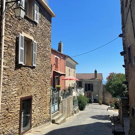 Apartment De La Tour Entre Et Ciel Porri