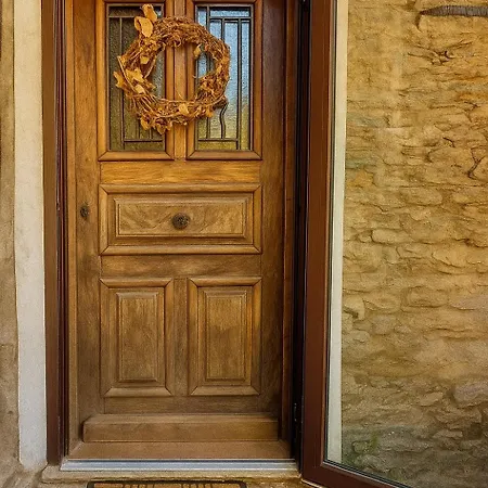 Apartment De La Tour Entre Et Ciel